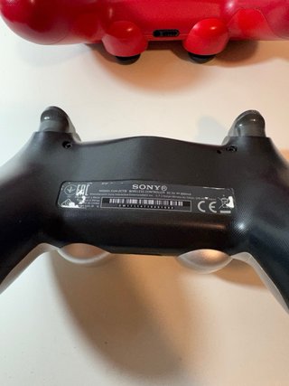 2 Controller PS4 Rosso e Argento