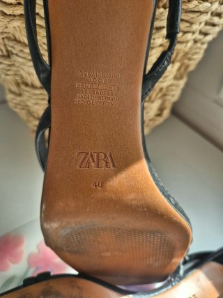 Sandalias ZARA negras mujer