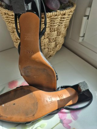 Sandalias ZARA negras mujer