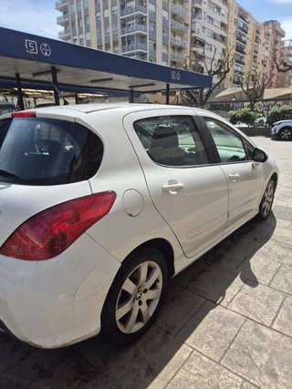 Peugeot 308 2013
