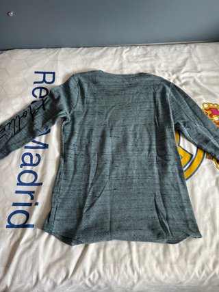 Camiseta Hollister manga larga gris jaspeado