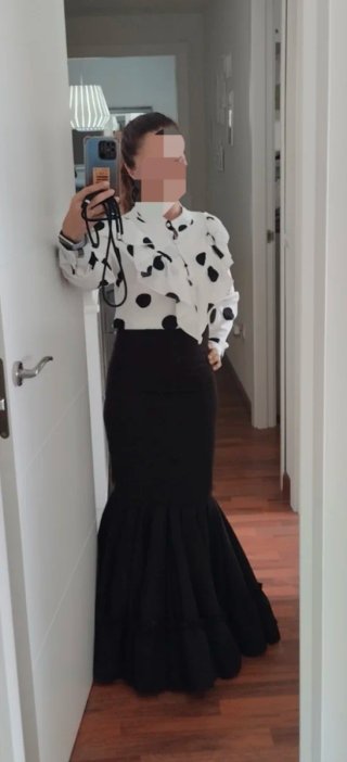 Falda flamenca negra + 2 blusas