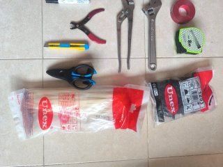 Kit herramientas y material construcción