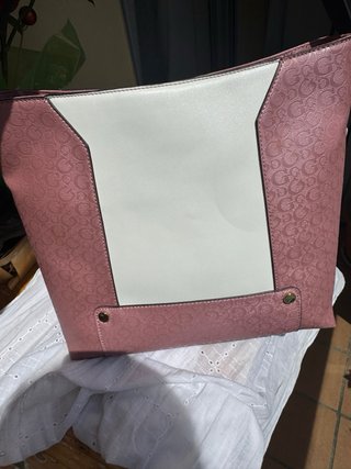 Bolso Guess Rosa y Blanco