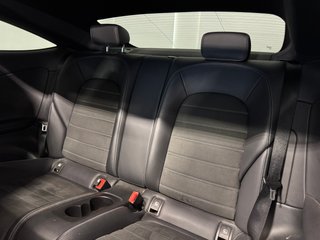 Mercedes-Benz Clase C 300 Coupe 258cv 9G-T