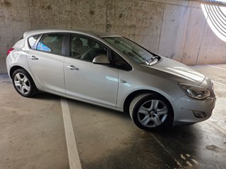 Opel Astra 1.6 Selective