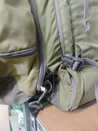 Mochila/Maleta con ruedas verde y gris