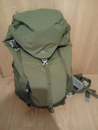 Mochila Quechua 30L Verde Kaki MH500