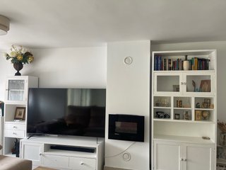 Mueble de salón blanco