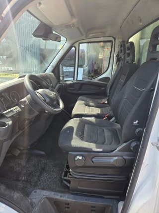Camion frigorífico 3500kg E6 con plataforma