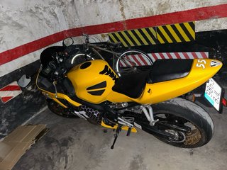 Honda CBR600F Sport 2001