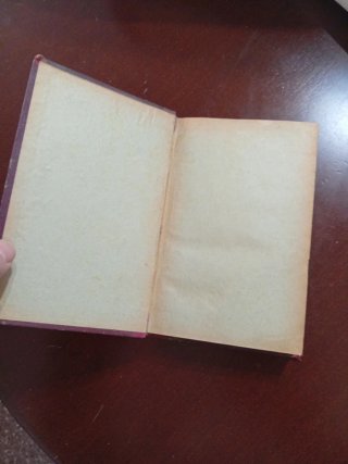 Libro antiguo. Memorias de una doncella. 1901