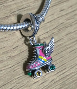 Charm Pattini con Ali