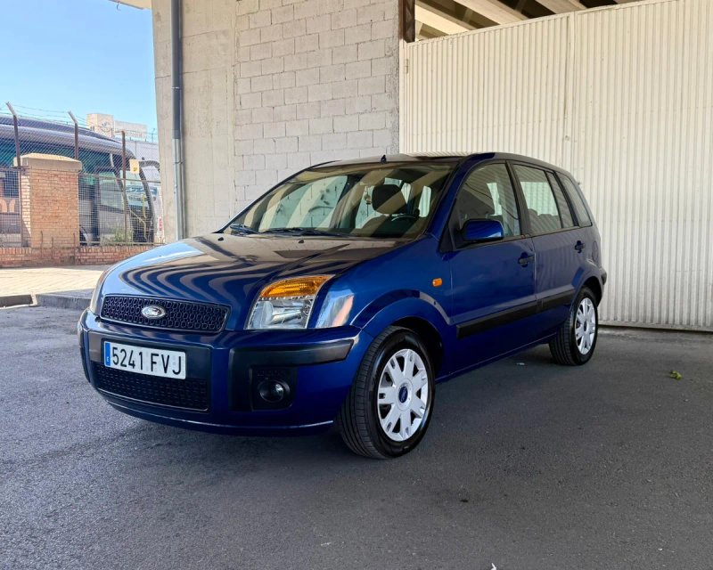 Ford Fusion 2007 - foto 1