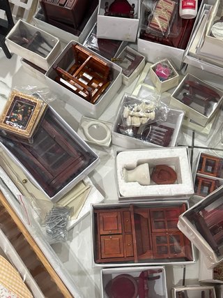 Casa delle bambole vintage completa