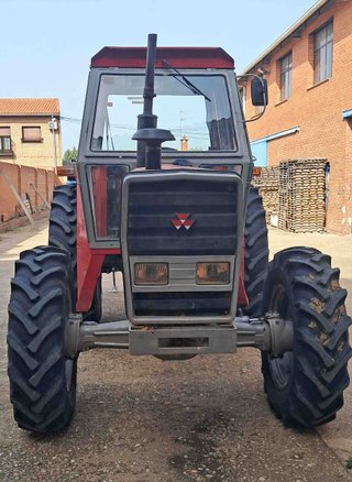 Tractor Massey Ferguson 1114.
