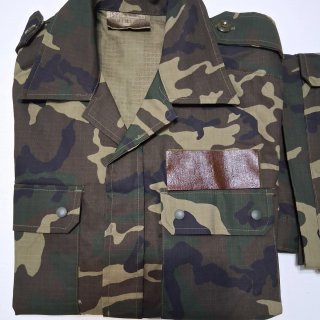 Conjunto militar camuflaje nuevo Talla 3 L