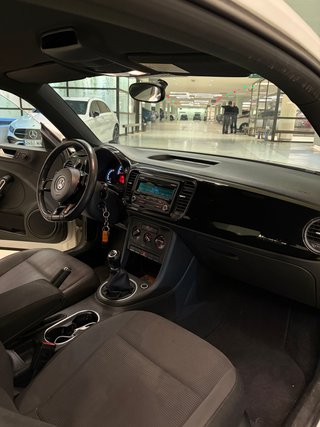 Volkswagen Beetle 2013