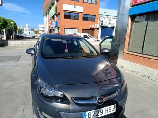 Opel Astra 2013
