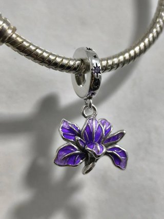 Charm Flor Morada Plata S925
