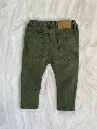 Pantalón vaquero verde Zara bebé 6-9 meses