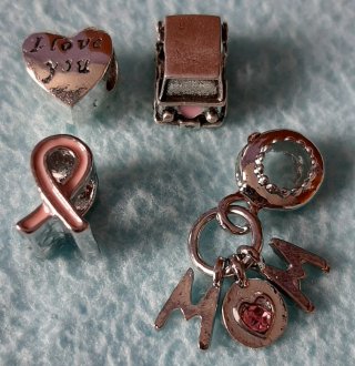 CHARMS NUEVOS