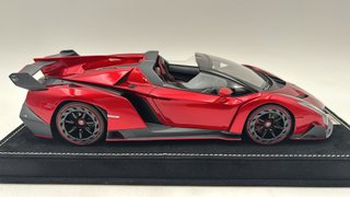 MRLAMBO016A MR Collection Lamborghini Veneno 1/18