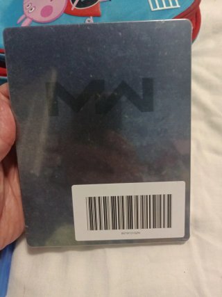 Call of Duty MW PS4 + Steelbook Precintado
