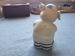 Porquinho do Cricket em Cerâmica