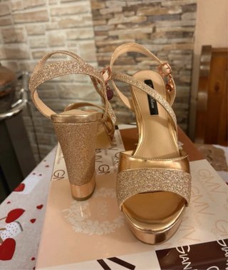 Scarpe Gian Marco Venturi oro Tg 37