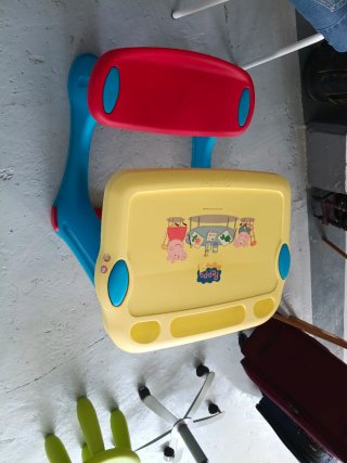 Pupitre Infantil Smoby Peppa Pig con Silla