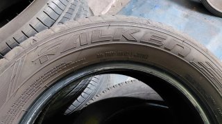 Neumáticos 215/60/16