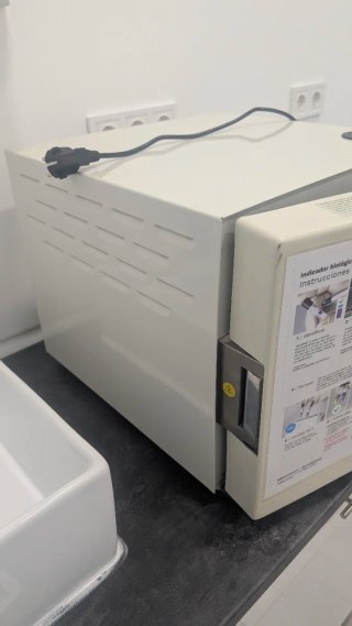 Autoclave Namrol N18 (No enciende)