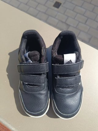 Zapatillas Adidas niño Talla 31.5