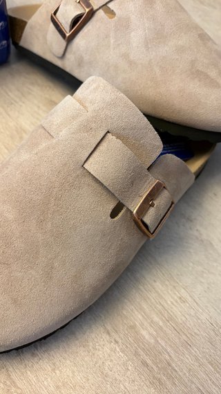 Zuecos Birkenstock Beige Talla 43