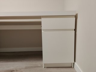 Escritorio MALM Ikea.