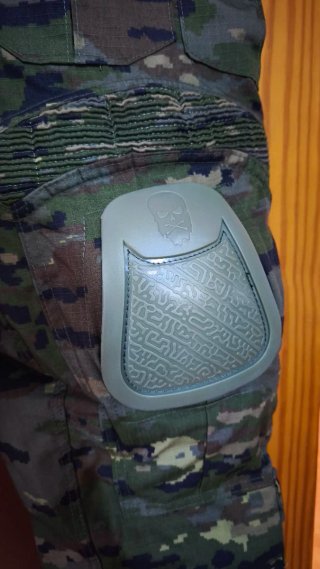 Pantalón Corso Táctico Camuflaje Airsoft