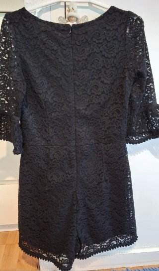 Mono corto encaje mujer