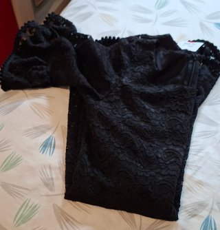 Mono corto encaje mujer