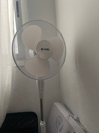 Ventilador Raypan Plata y Blanco nuevo