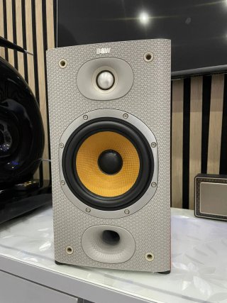Altavoces Bowers & Wilkins DM 601 S3
