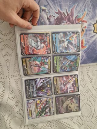 Álbum Invizimals Desafíos Ocultos + 286 Cartas