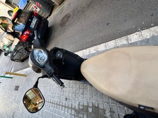 Ciclomotor 45cc Scooter Negro/Beige
