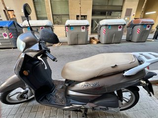 Ciclomotor 45cc Scooter Negro/Beige