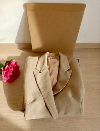 Blazer elegante arena beige taglia 44 oversize