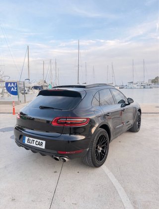 Porsche Macan 2016