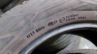 Neumático 235/55/19