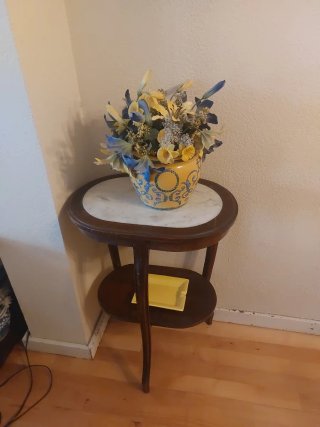 Mesa auxiliar madera maziza y mármol