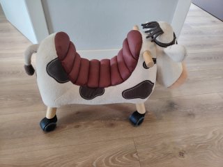 Correpasillos Vaca Peluche