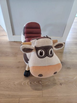 Correpasillos Vaca Peluche